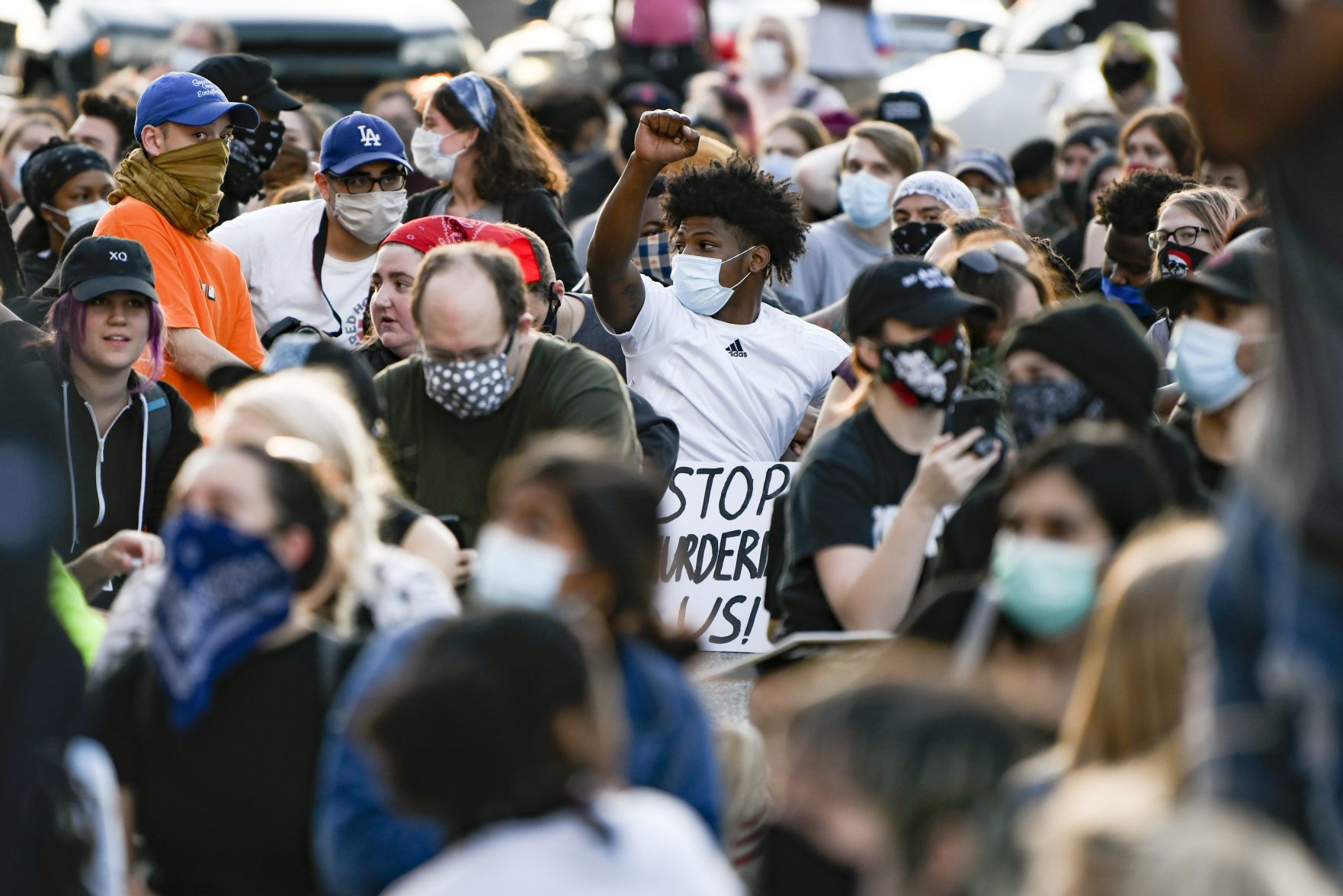 St Louis. demonstrators march in solidarity with Minneapolis protestors